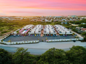 Privada Stays - Lofts with Private Pool and Oasis, near Eagle Beach